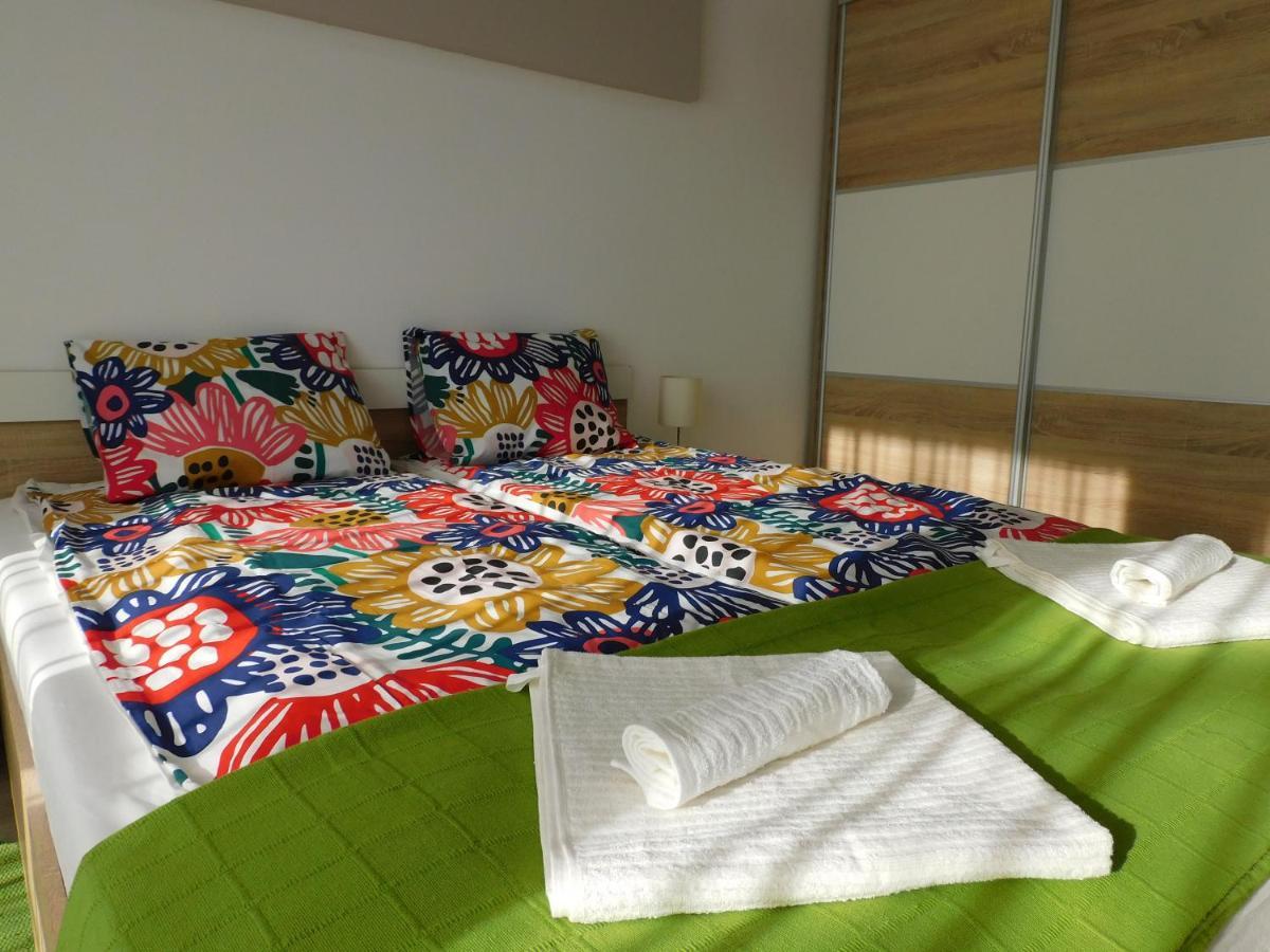 Katamaran Apartment Siofok Exterior photo