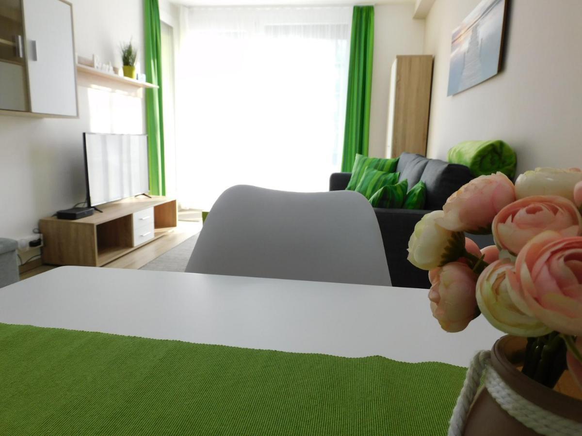 Katamaran Apartment Siofok Exterior photo